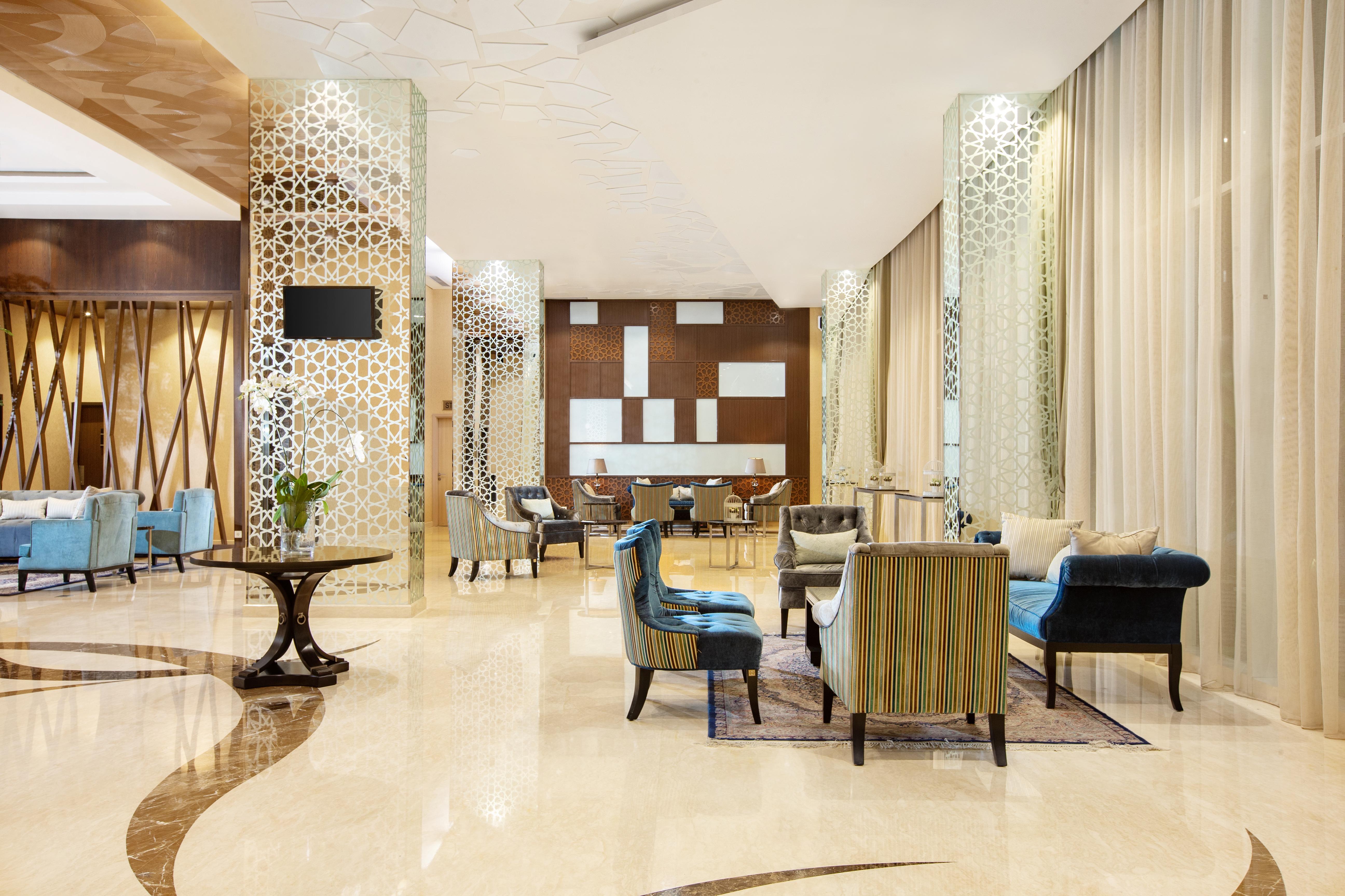 Hotel Santika Gresik Esterno foto
